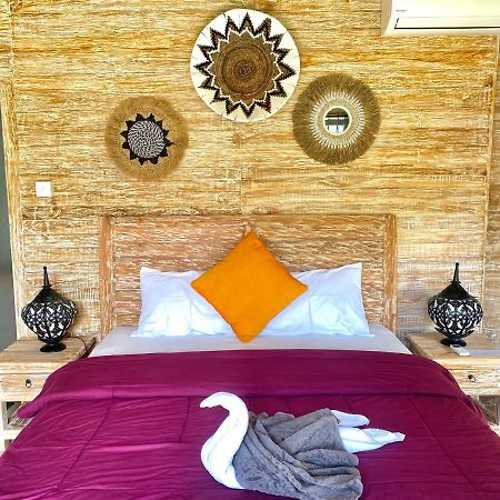 Ubud River Campuhan Villa ภายนอก รูปภาพ